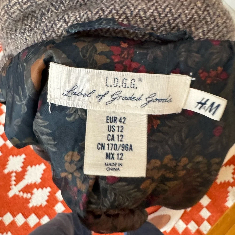 H&M Patterned Jacket - Picture 3 of 3